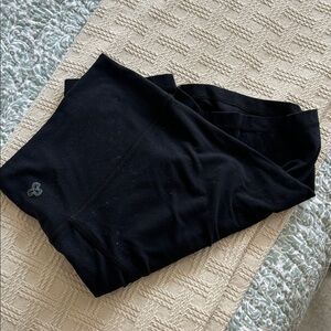 Aritzia TNA biker shorts
